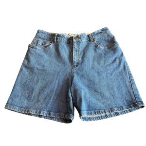 Light Blue Jean Shorts with Relaxed Fit and Mid-Thigh Length